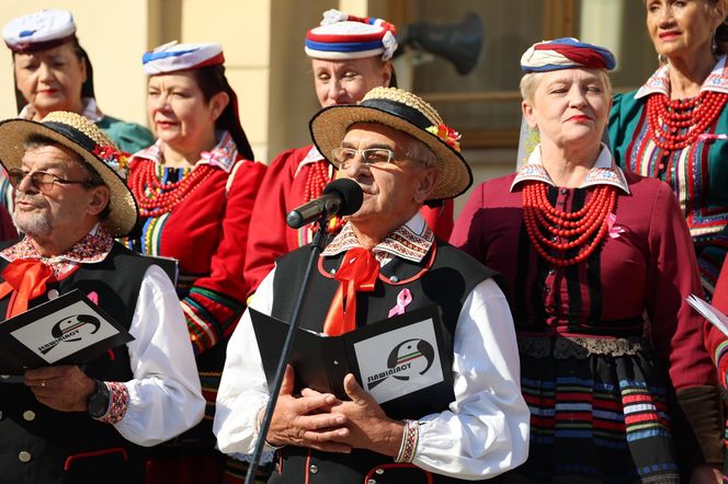 W centrum Lublina królował róż! Przez miasto przeszedł Marsz Różowej Wstążki