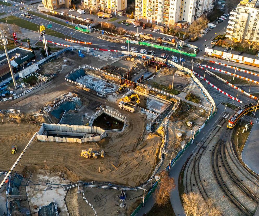 Zobacz budowę 2. linii metra M2 na Bemowie. Jak idą opóźnione prace?