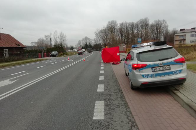 Zarębki w powiecie kolbuszowskim: Pijany śmiertelnie potrącił pieszego