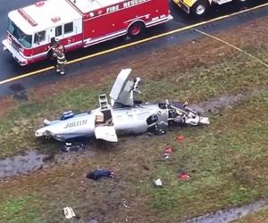 Samolot rozbił się na autostradzie