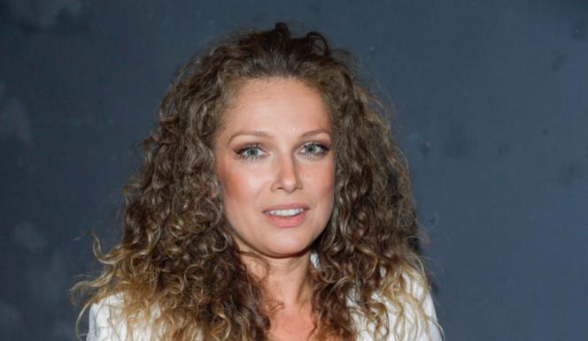 Przyjaciółki: Zobacz, jak wygląda Joanna Liszowska bez doczepianych włosów i peruk