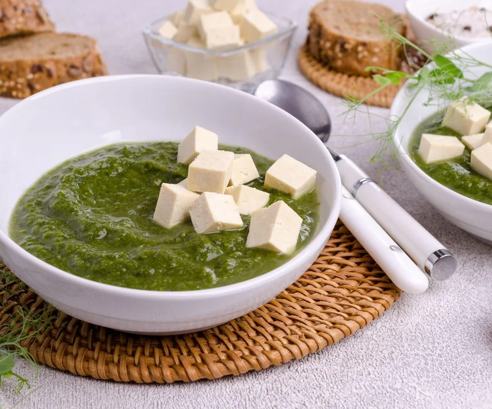 Zupa krem z cukinii z serem feta: prosty przepis