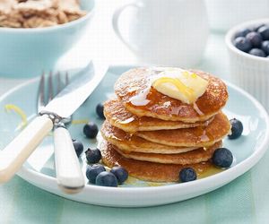 Jak zrobić amerykańskie naleśniki? Podajemy przepis na pancakes