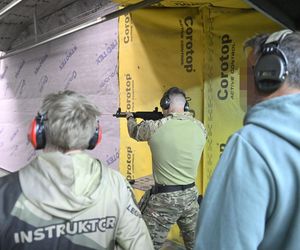 Zawody strzeleckie w Warszawie. Z bronią weterani, funkcjonariusze i żołnierze