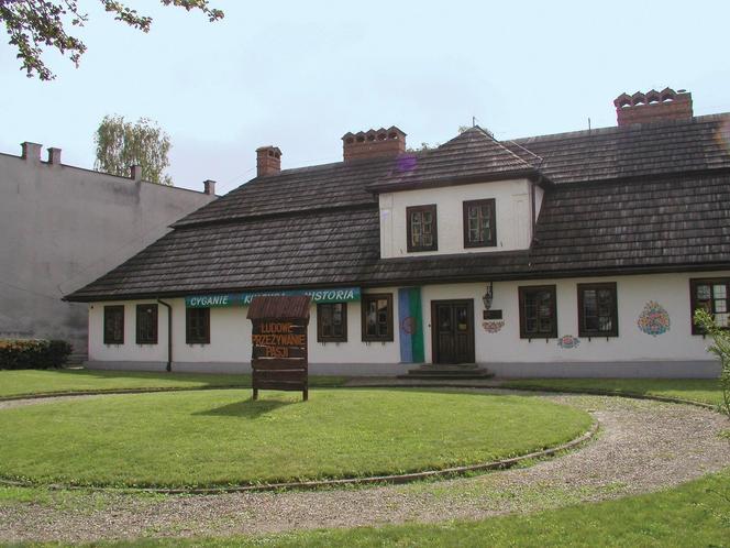 Muzeum Etnograficzne w Tarnowie. W zabytkowym dworku zamieszkały duchy