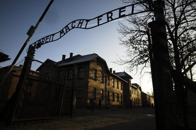 Angela Merkel i Mateusz Morawiecki w Auschwitz-Birkenau