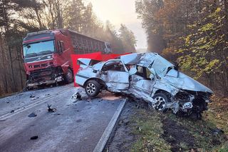 Tragiczny wypadek. Kierowca osobówki zginął na miejscu