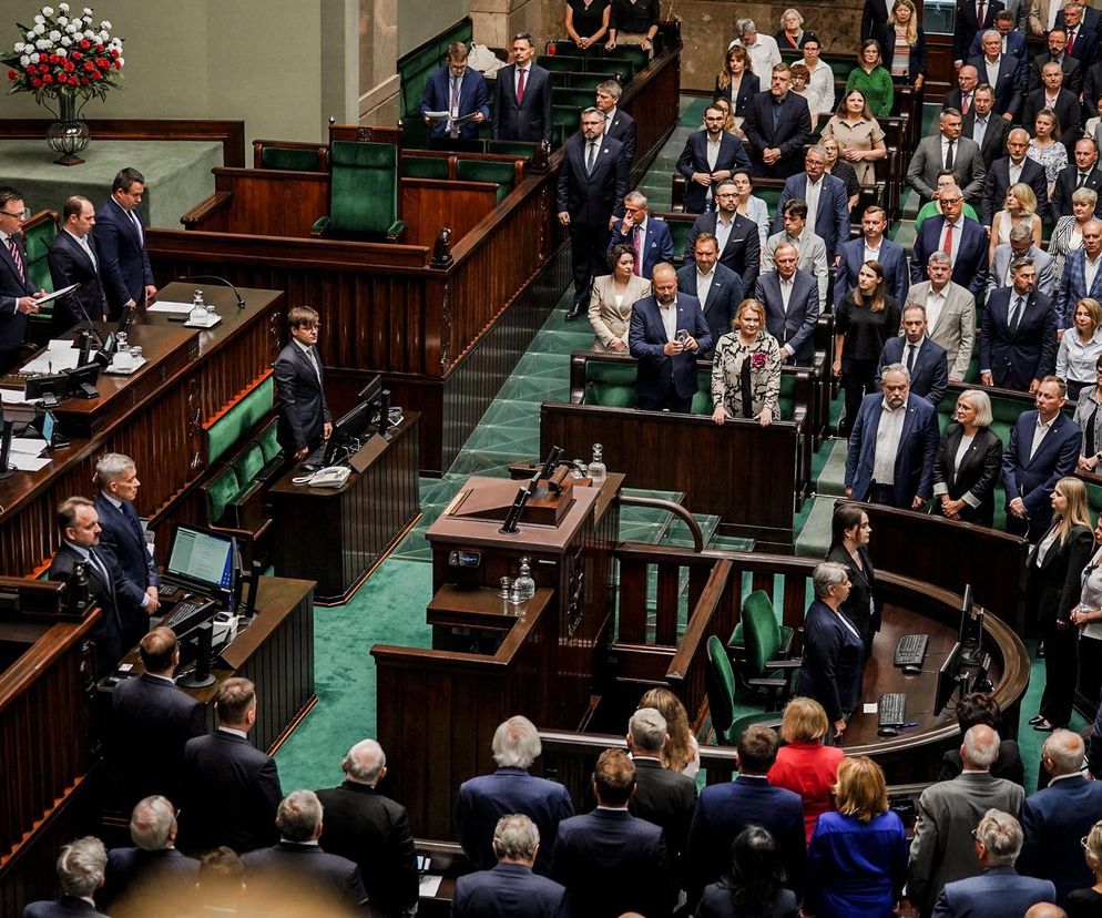 Sejm uchylił immunitetu posłowi PiS Michałowi Wosiowi 