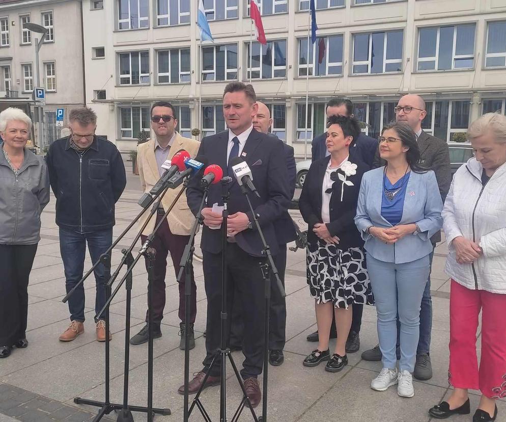 konfa Tomasza Sobieraja