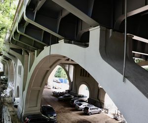 Fatum nad mostem Poniatowskiego. Remont trwa dwa lata, a końca nie widać