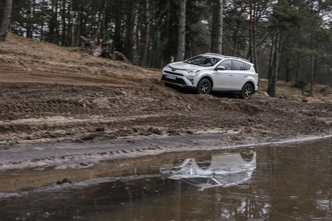 Toyota RAV4 Hybrid E-Four