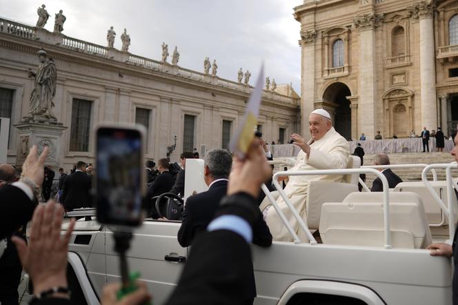 Papież Franciszek w coraz gorszym stanie? "Wielki żal". Odwołane kolejne wizyty