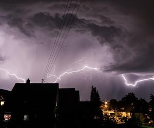 Uwaga, nad Bydgoszczą mogą przejść silne burze. Jest alert służb