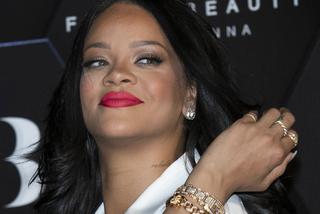Rihanna ma nowego adoratora. Znany raper opublikował jej zdjęcie w staniku!