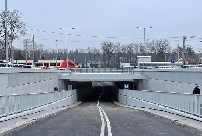 Tunel pod torami w Sulejówku