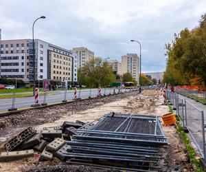 Budowa tramwaju na Stegny w październiku 2023