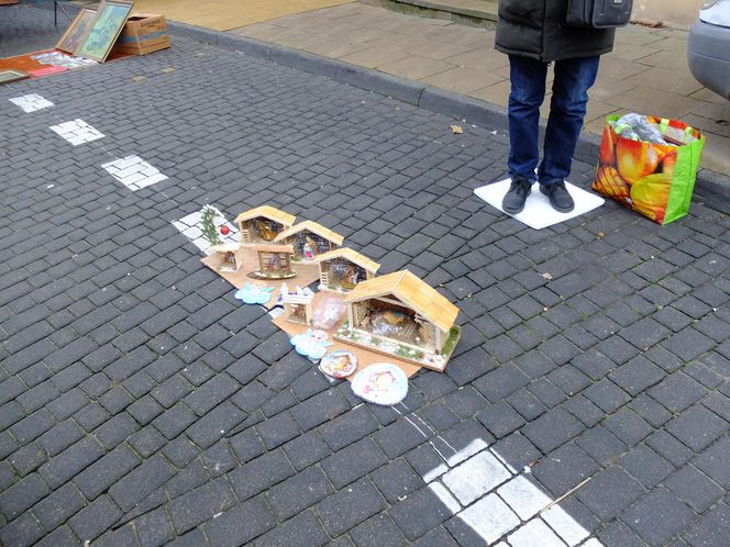 "Targowanie idzie na całego". Zobacz, co można kupić na Lubelskiej Giełdzie Staroci