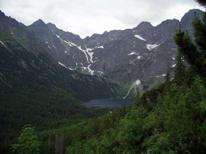 Jezioro Morskie Oko - jedna z najbardziej znanych atrakcji Polski