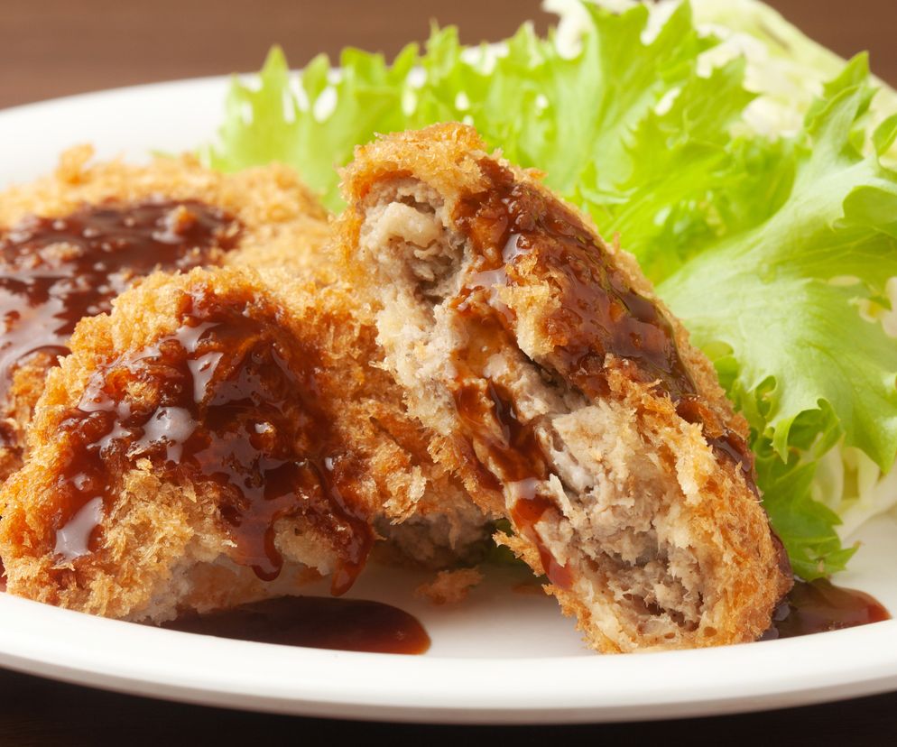 Mielone po japońsku: przepis na MENCHI KATSU