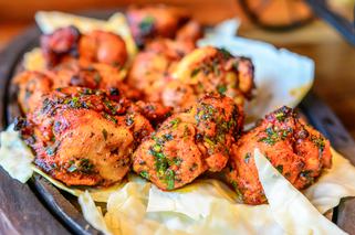 Kurczak tandoori - prosty przepis na danie z kuchni indyjskiej