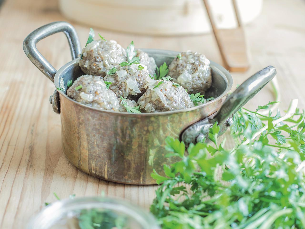 Pieczarkowe pyzy gotowane na parze - przepis bezglutenowy