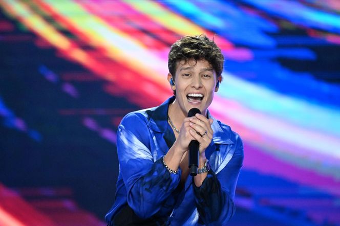 Cyms rozbijał publiczność w Sopocie, a potem wszedł ON. Demoniczne show Cugowskiego w okularach ojca!