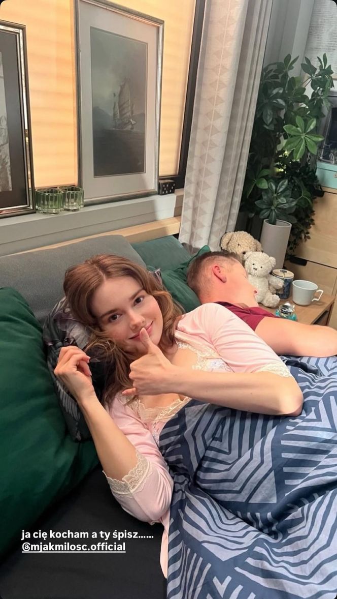 M jak miłość. Paweł (Rafał Mroczek), Franka (Dominika Kachlik)