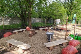 Poznańska szkoła z pierwszym leśnym laboratorium