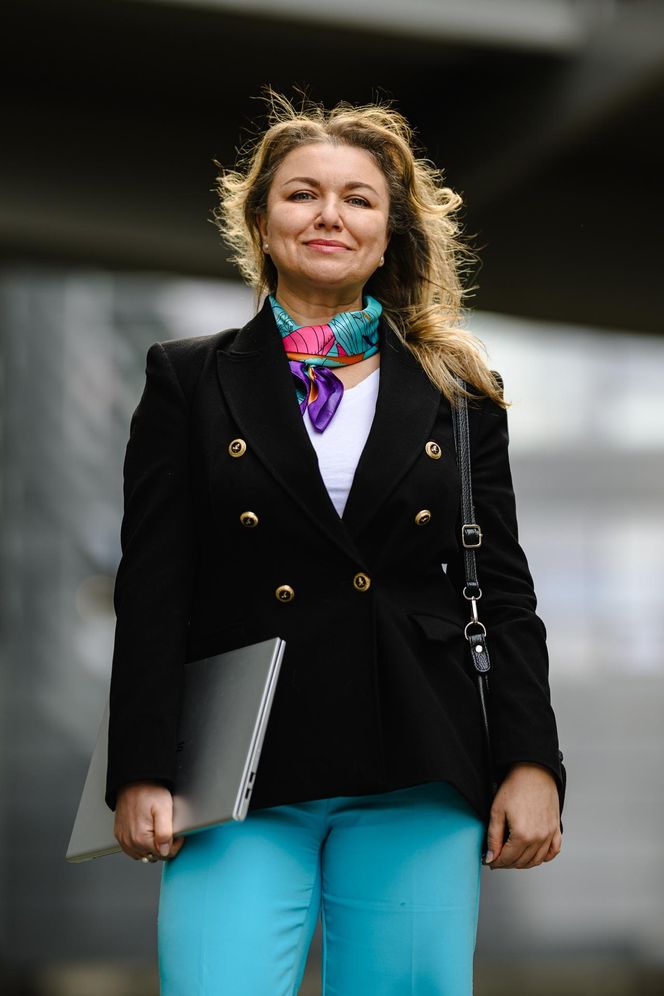 Z korporacji przesiadła się do taksówki