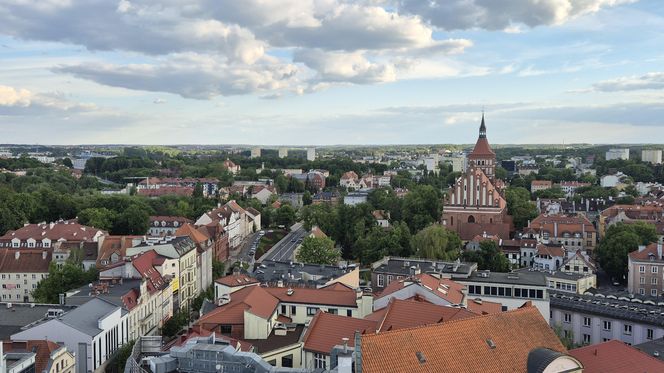 Olsztyn z lotu ptaka. Tak wygląda miasto z wieży ratuszowej