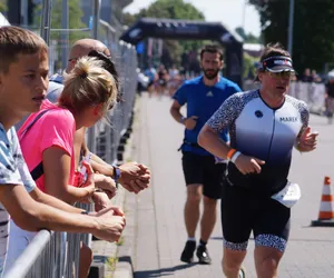 Enea Bydgoszcz Triathlon 2023. Sportowe emocje w centrum miasta! [ZDJĘCIA, WIDEO]