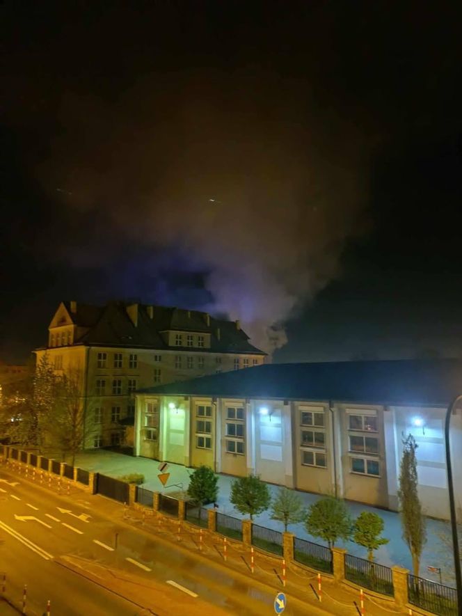 Tragiczny pożar w Turku. W płomieniach zginęła kobieta [ZDJĘCIA]