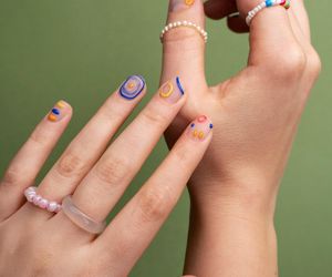 Oto najmodniejsze paznokcie tego lata według AI. Którą opcję wybierzesz? 