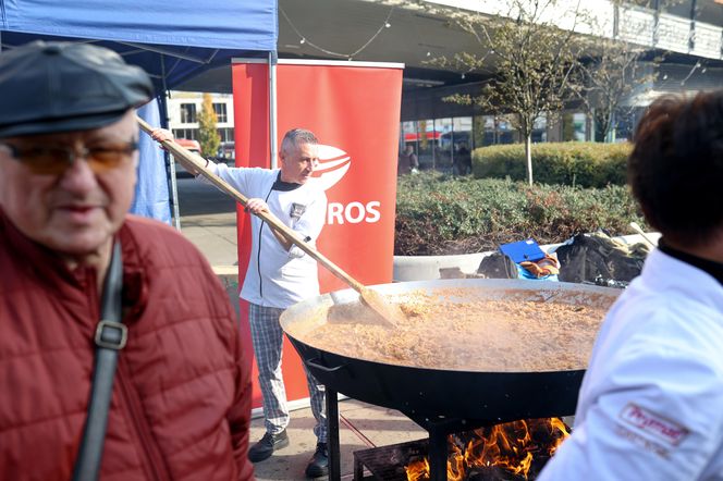 Kulinarny Ogień w Chorzowie już za nami. Wyjątkowe wydarzenie połączyło kucharzy, lekarzy i smakoszy na rynku