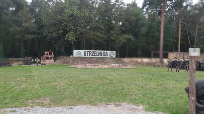 Ćwiczenia klas mundurowych w Nowej Sarzynie