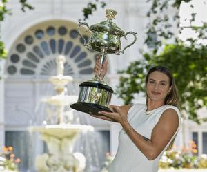 Aryna Sabalenka świętuje zwycięstwo w Australian Open