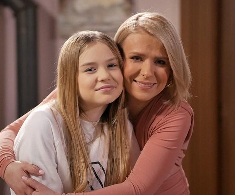 Pierwsza miłość, odcinek 3664: Julka (Dąbrówka Kruk), Marysia (Aneta Zając)