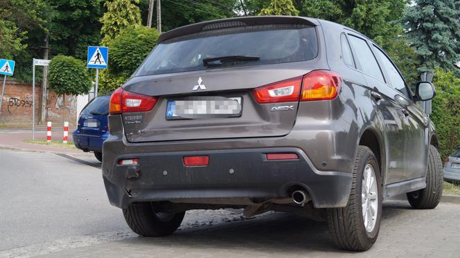 Pijany kierowca nauki jazdy siał zniszczenie na drodze