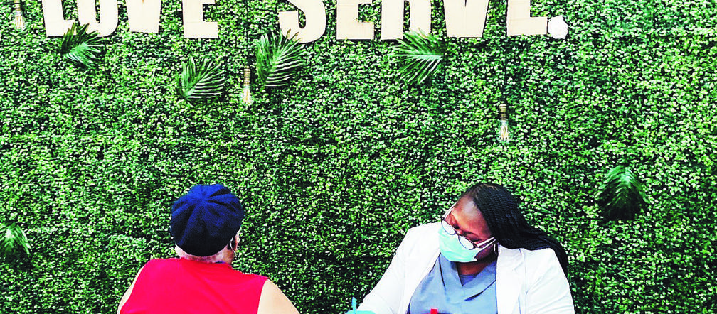 Wirus odzyskuje Nowy Jork