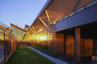 Port Lotniczy Gdańsk będzie miał nowoczesną instalację fotowoltaiczną nad parkingiem na 900 miejsc