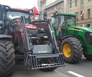 Protest rolników w Kujawsko-Pomorskiem. Policjanci wskażą drogi alternatywne 