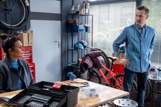 M jak miłość odc. 1674. Marysia (Małgorzata Pieńkowska), Paweł (Rafał Mroczek)