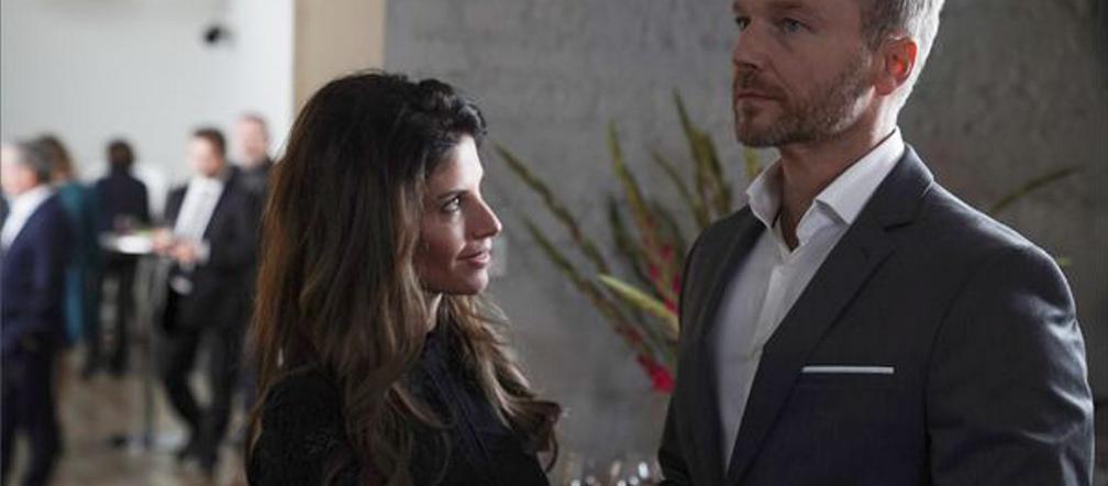 Weronika Rosati I Anna Mucha całują Wieczorka.