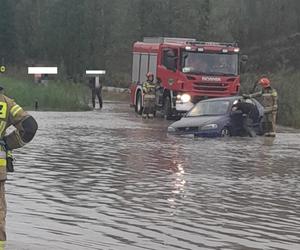 Dramat 41-latki w Jastrzębiu Zdroju. Wielka woda porwała kobietę