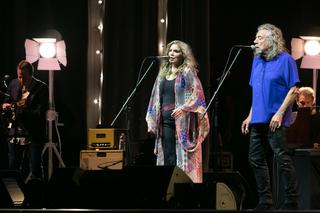 Robert Plant o graniu klasycznych utworów Led Zeppelin z nowym zespołem: „To piękne wersje”