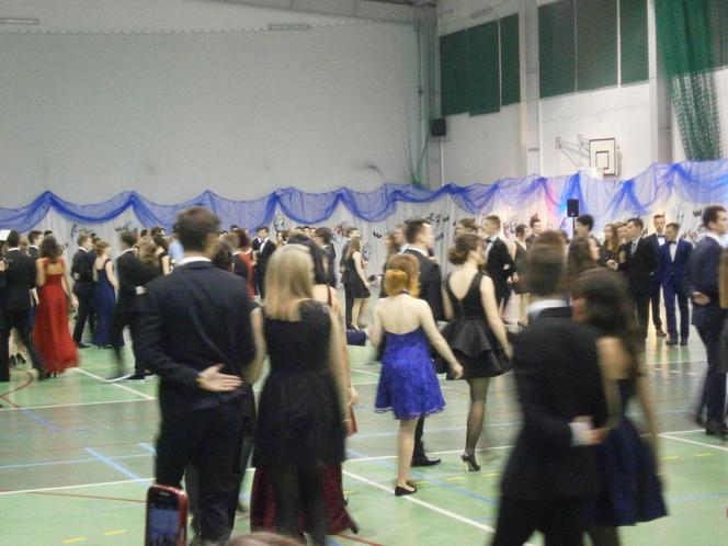 Studniówka w liceum Poniatowskiego