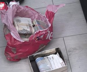CBŚP rozbiło niebezpieczny gang z PIaseczna. 13 osób zatrzymanych