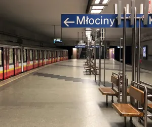 Metro w Warszawie z utrudnieniami
