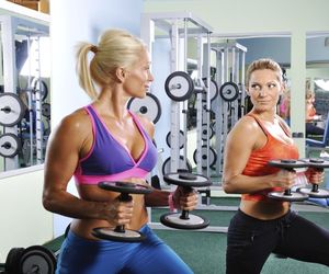 Siłownia: plan treningowy dla początkujących kobiet