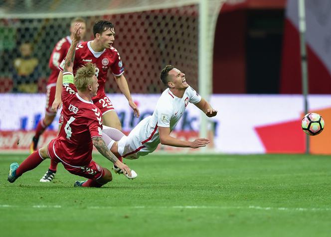 Arkadiusz Milik, kontuzja i faul z meczu Polska Dania